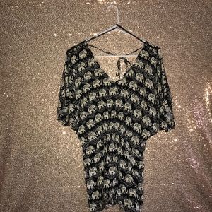 🐝 F21 BLACK ELEPHANT ROMPER SIZE MED